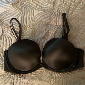 Victoria’s Secret multi way strapless bra 36DD